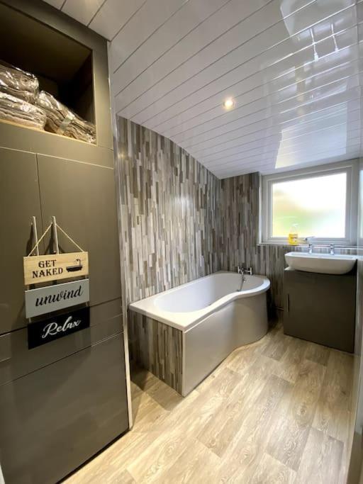 Brynhyfryd Cottage Aberaman Экстерьер фото